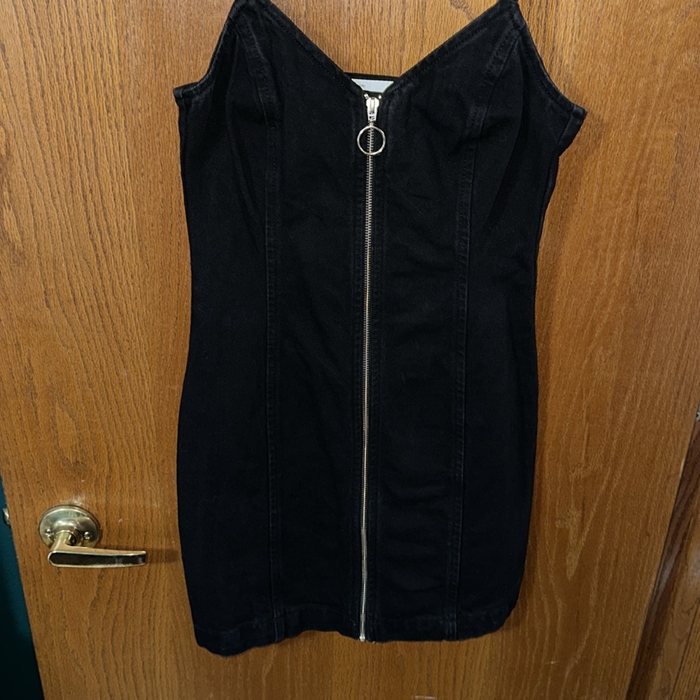 Topshop Moto Black Denim Dress - Picture 3 of 5